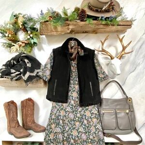Leather suede fur vintage boho vest with cottage cabin vibe in southwestern vibe